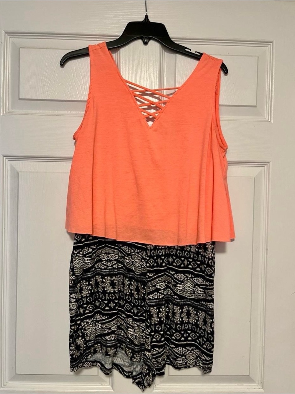 Rue21 Coral Tank Top & Black White Patterned Romper